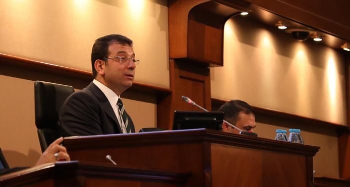 AK Partili Meclis Üyesi: İmamoğlu hakaret ettiği için benden özür diledi