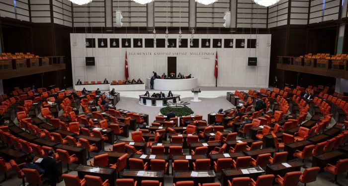 Bankalar için yeni kanun teklifi: Telafisi mümkün olmayan zararların önlenebilmesi için internete erişim yasağı geliyor