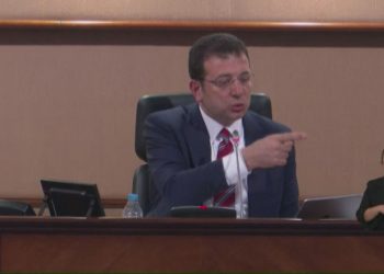 İBB Meclisi’nde gerginlik: İmamoğlu’nun AK Partili üyeye küfrettiği iddia edildi