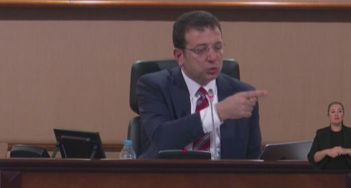 İBB Meclisi’nde gerginlik: İmamoğlu’nun AK Partili üyeye küfrettiği iddia edildi