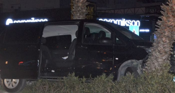 Mehmet Özhaseki, Menderes Türel ve Yusuf Ziya Yılmaz trafik kazasında yaralandı