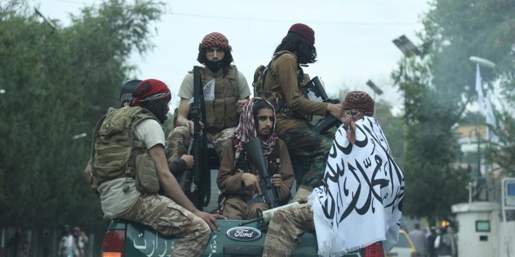 Taliban’a liderinden emir: Hükümet kurumlarına atadığınız oğullarınızı alın, akraba ataması yapmayın