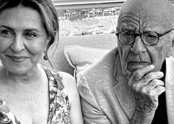 92’lik Murdoch, Abramoviç’in eski kayınvalidesiyle sevgili oldu