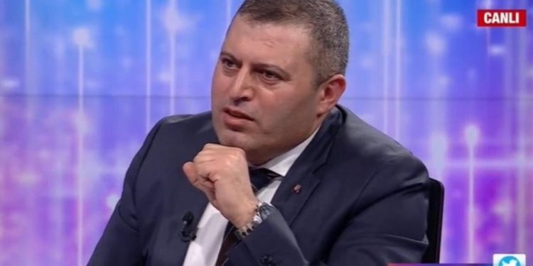 CHP’nin eski avukatı ifşa etti! Paralar bu kanallara aktarıldı