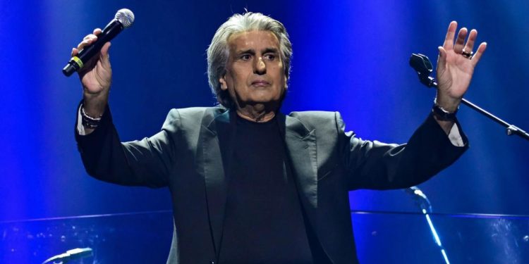 Dünyaca ünlü İtalyan müzisyen Cutugno, hayatını kaybetti