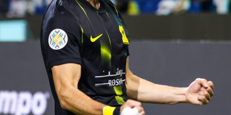 Karim Benzema, ligler başlamadan kutsal toprakları ziyaret etti