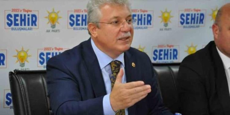 AK Parti’den emekli zammıyla ilgili açıklama