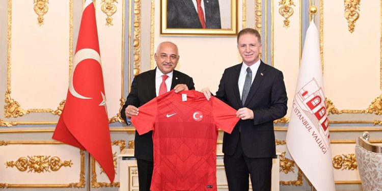 Mehmet Büyükekşi, Davut Gül’ü ziyaret etti