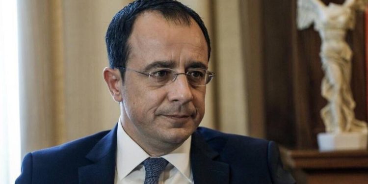 Rum liderden hadsiz Türkiye açıklaması