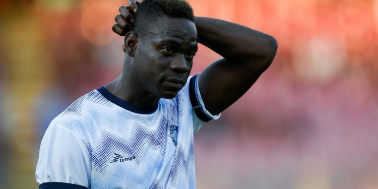 Balotelli’den Ibrahimovic’e zehir zemberek sözler!