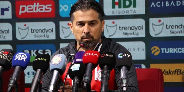 İlhan Palut: Maçı tutabildik ve çok güzel bir dakikada gol attık
