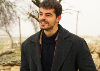 Eski hali ‘zaman hiç değiştirmemiş’ dedirtti! Gönül Dağı’nın yıldızı Berk Atan…