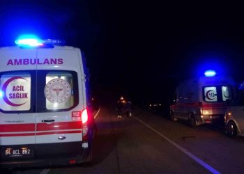 Uşak’ta işçi servisleri çarpıştı: Çok sayıda yaralı var!